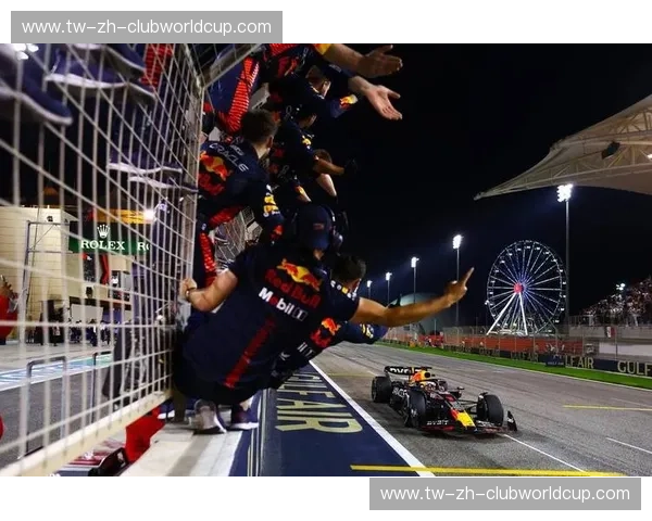 莱比锡vs拜仁集锦：红牛球场上的速度与激情，火星撞地球的德甲巅峰对决